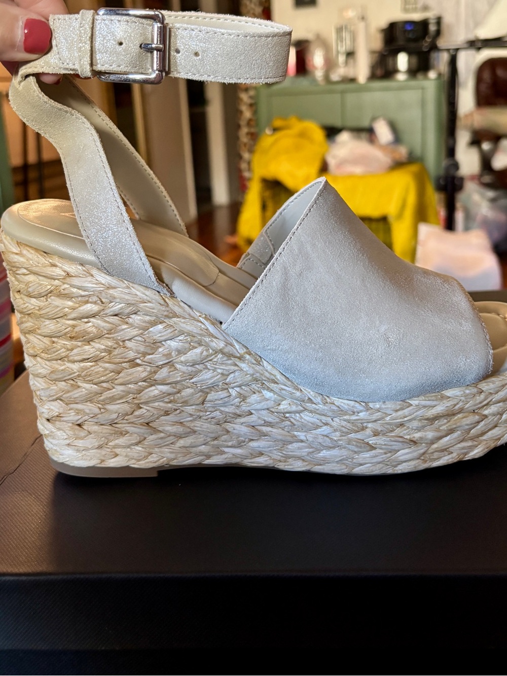 Marc Fisher LTD Nelly-9V Wedge Sandals 9.5 Light Natural Metallic Espadrille NIB